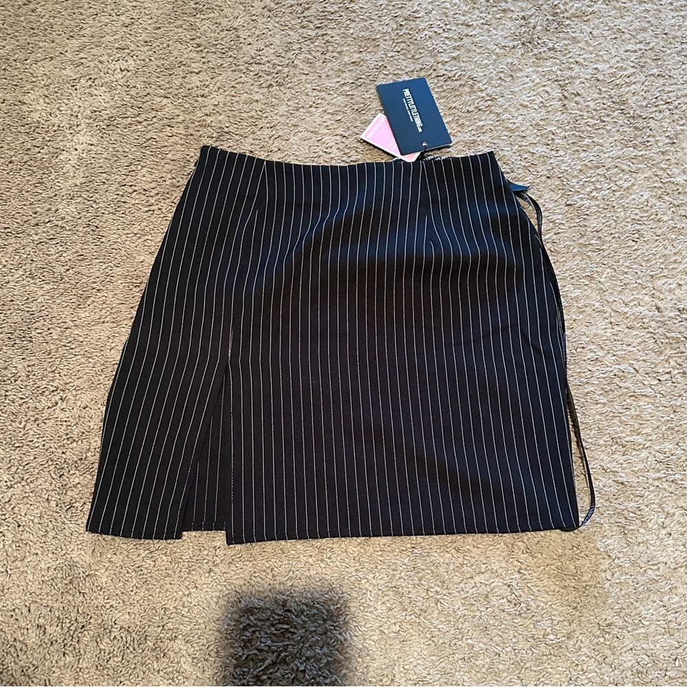 Pretty little thing side slit pinstripe skirt NWT